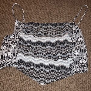 Trippy cute crop top